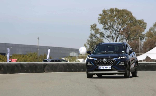 What's the Best Way to Enhance the Cooling System on a High-Performance Alfa Romeo Giulia Quadrifoglio?