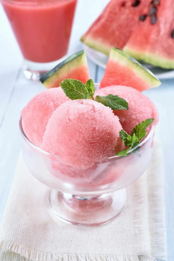 Can You Craft a Gourmet Wild Berry Sorbet with Fresh Mint Garnish?